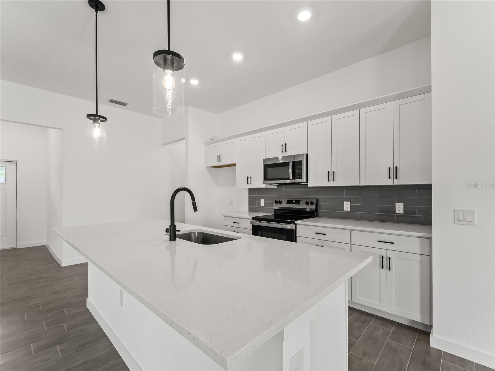 2373 Jeannin Drive, FL