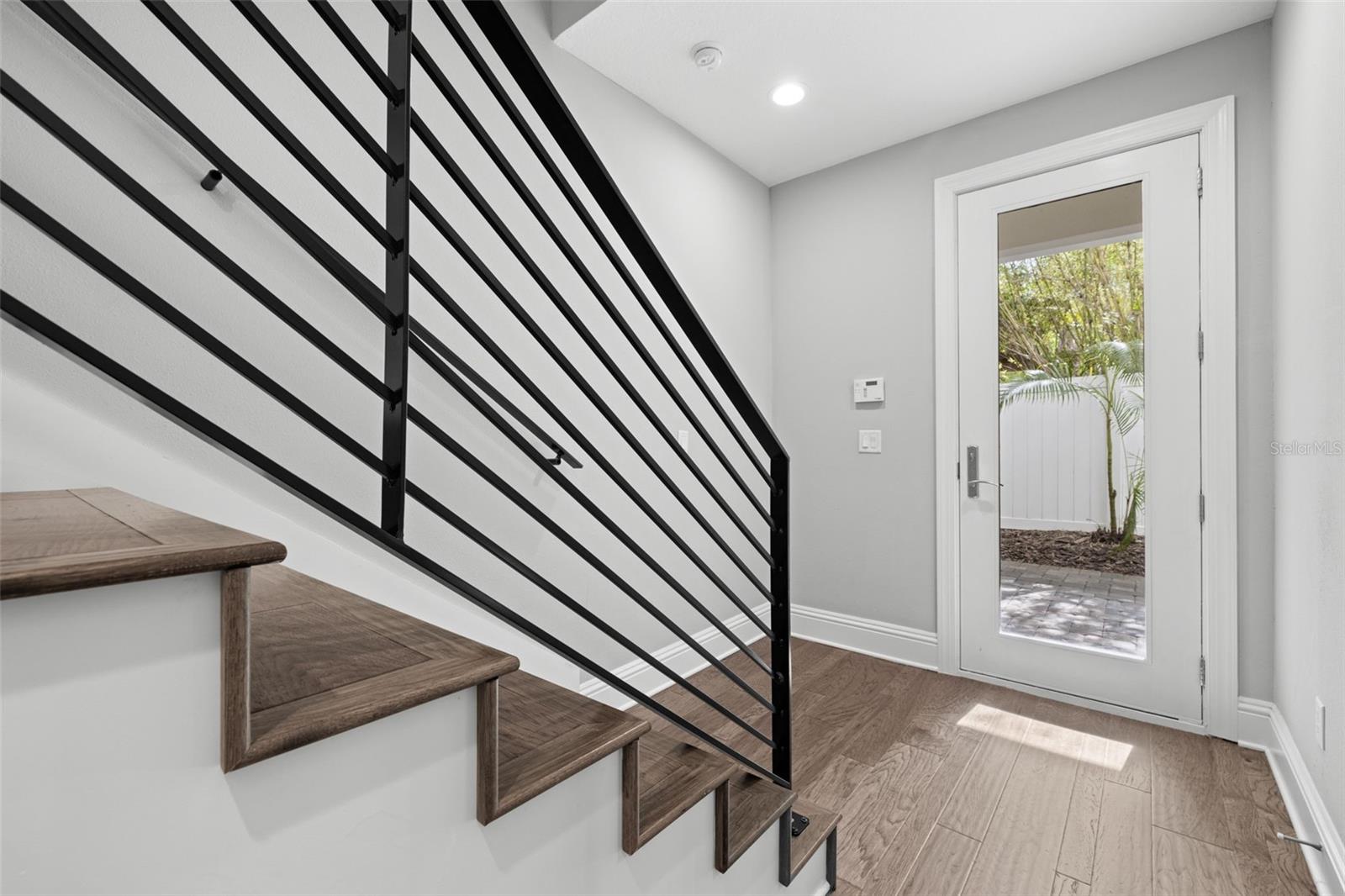 123 5th Avenue, FL
