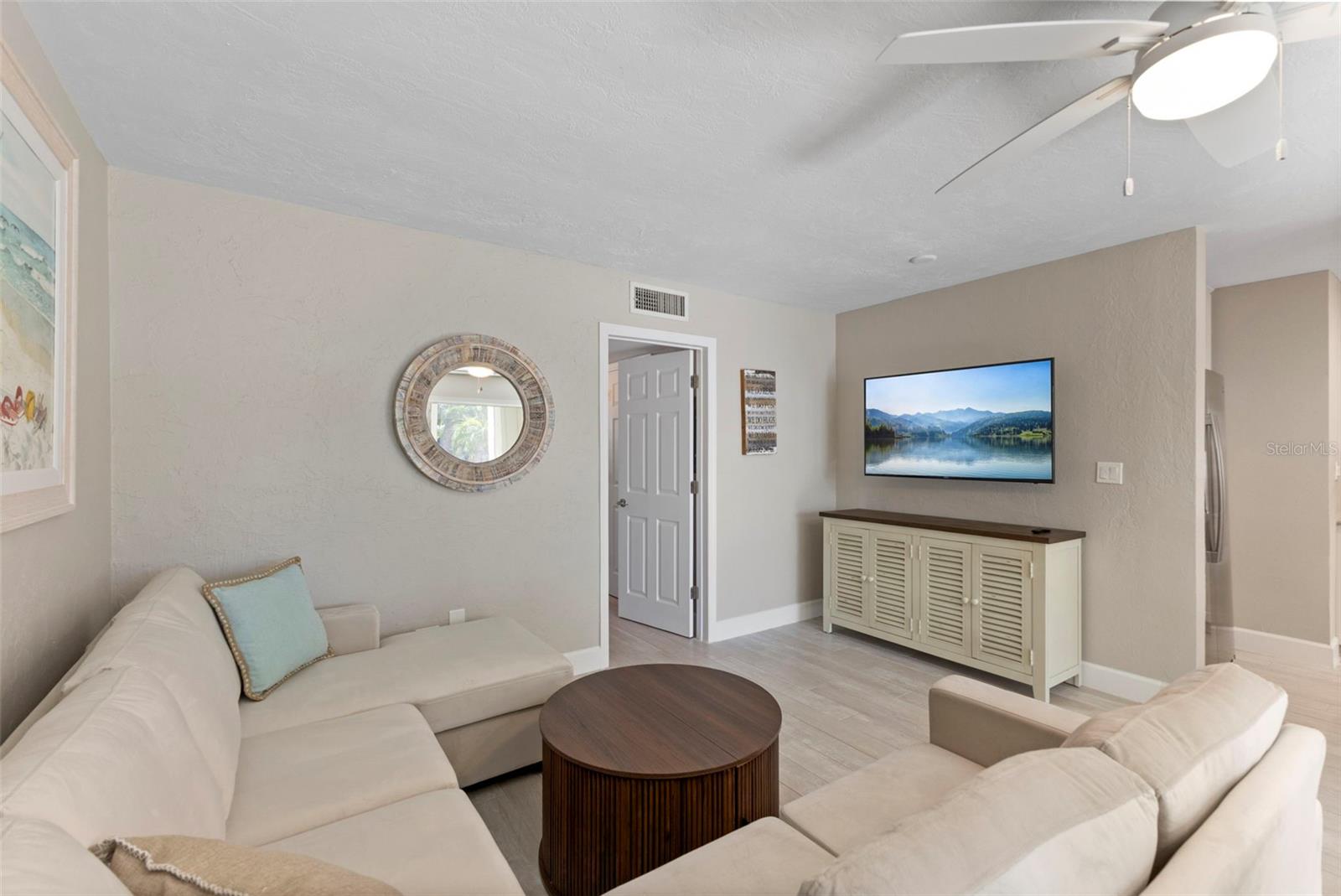 137 Avenida Messina, FL