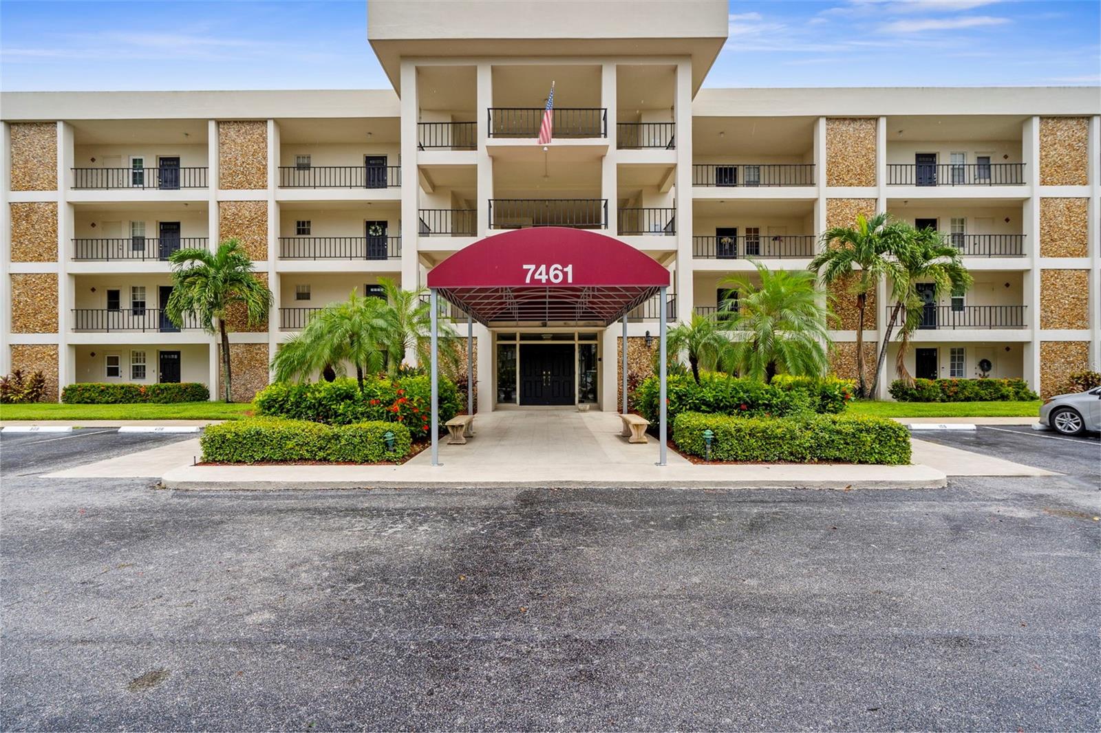 7461 Country Club Drive, FL
