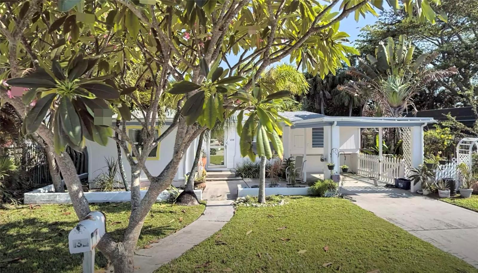 135 143rd Avenue, FL