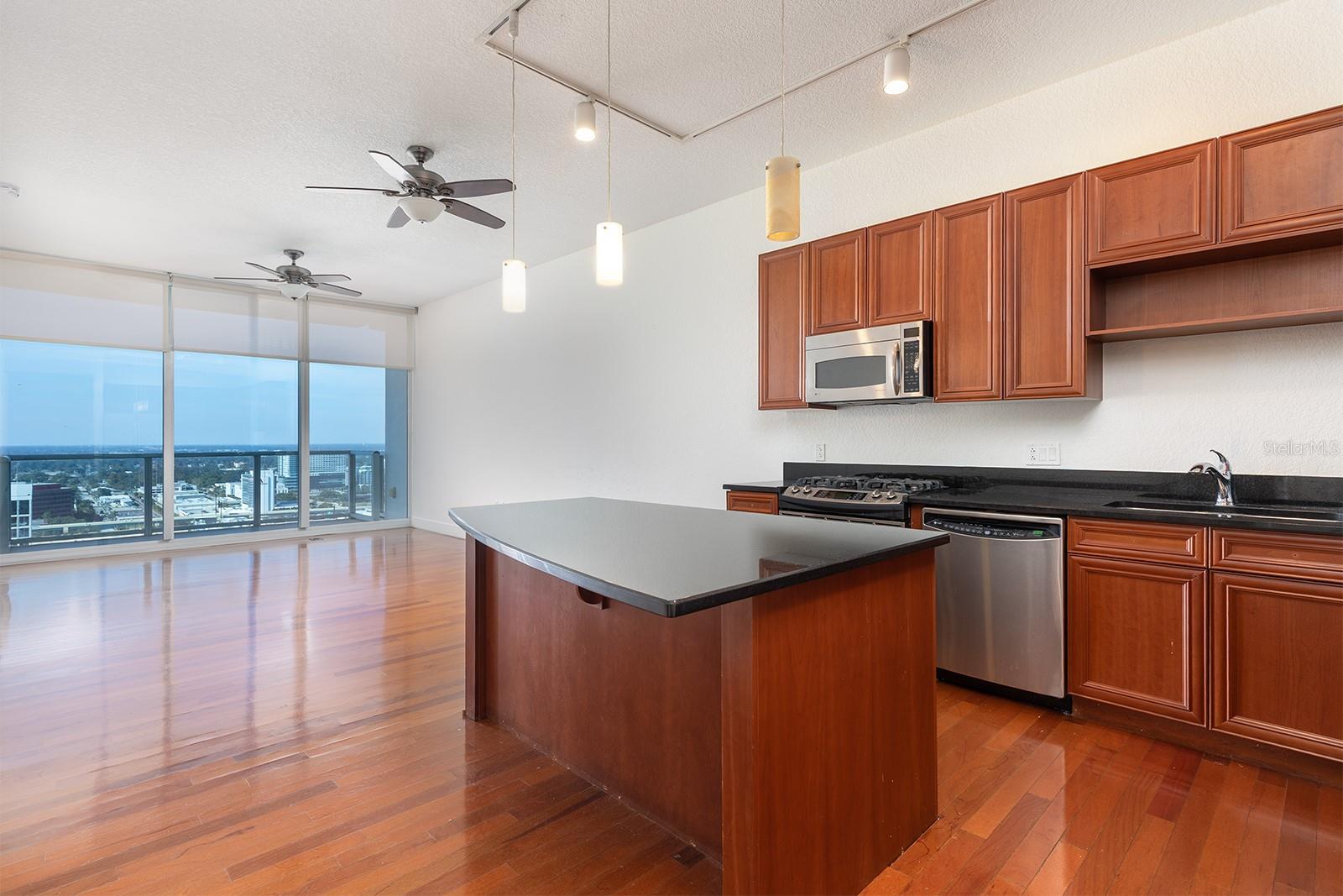 150 Robinson Street, FL
