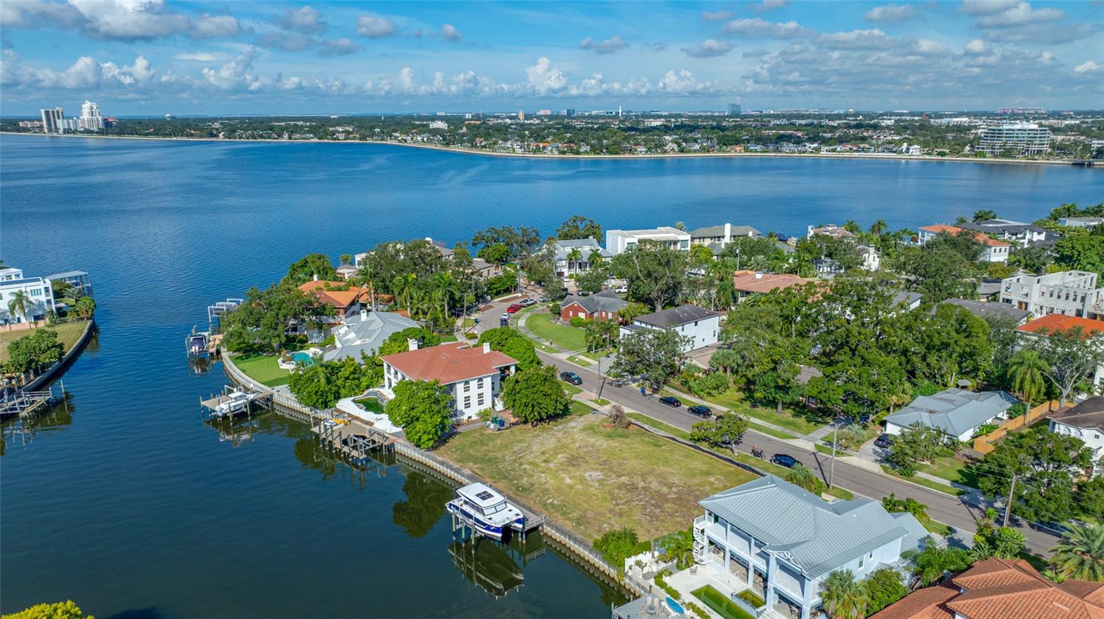 102 Adalia Avenue, FL