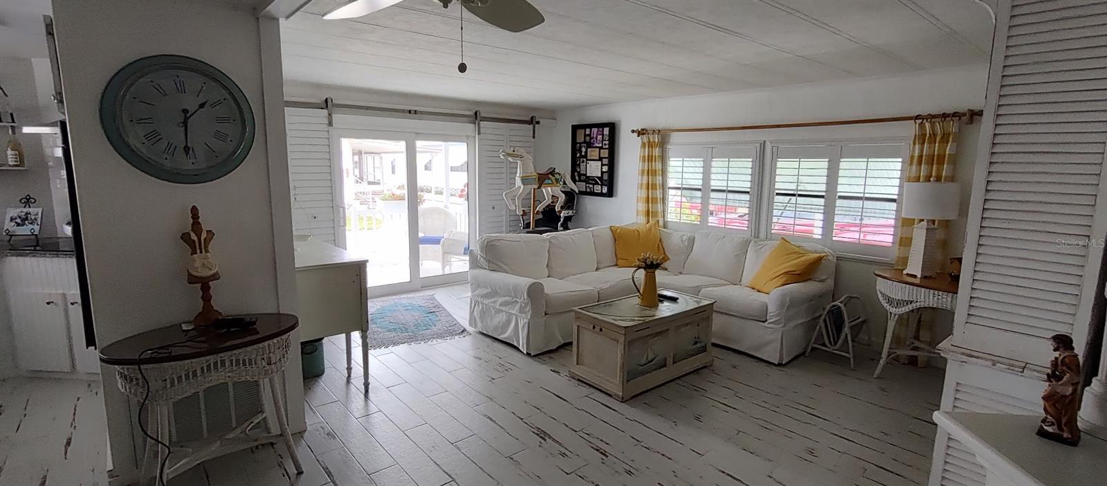 123 Dolphin Drive, FL