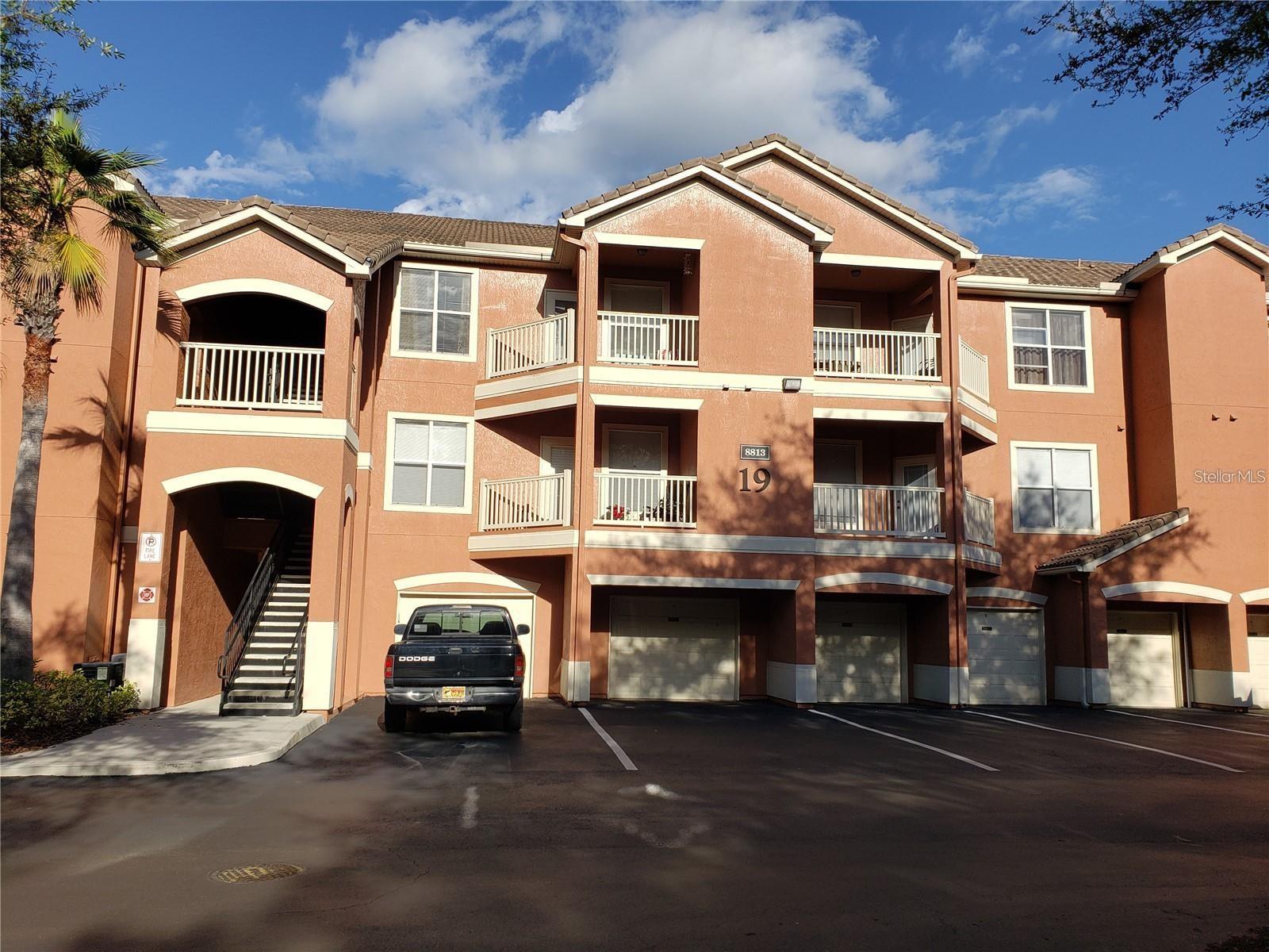 8813 Villa View Circle, FL