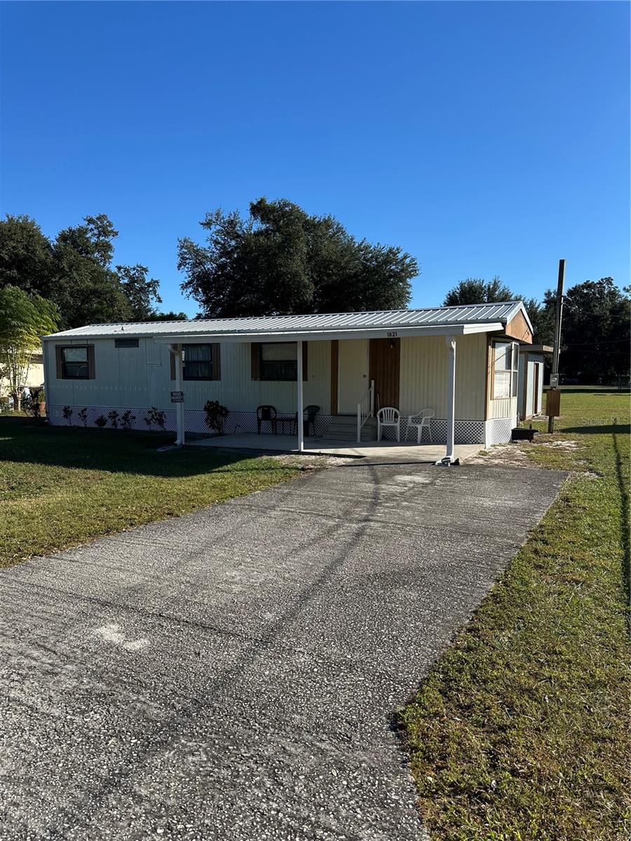 1821 Fruitland Park Circle, FL