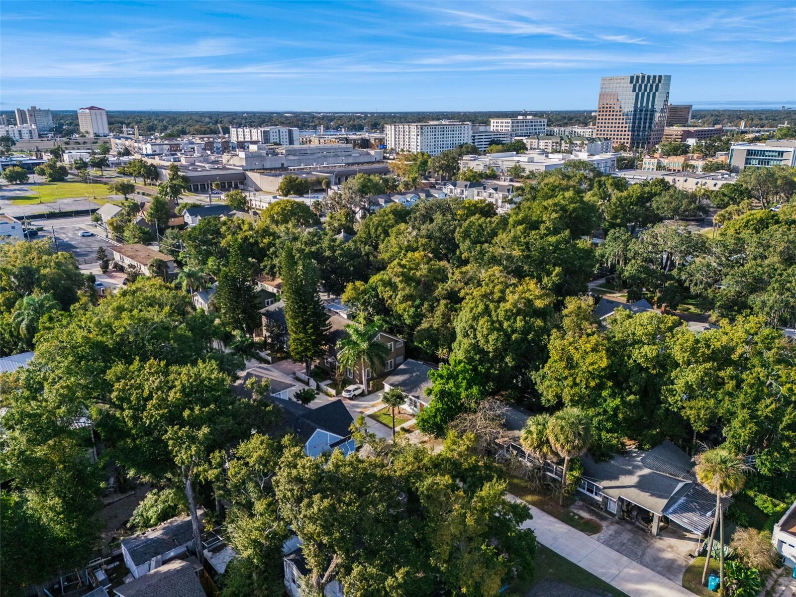 210 Hibiscus Court, FL