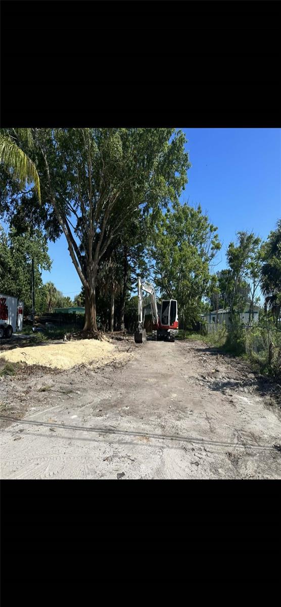 6534 Eleanor Drive, FL