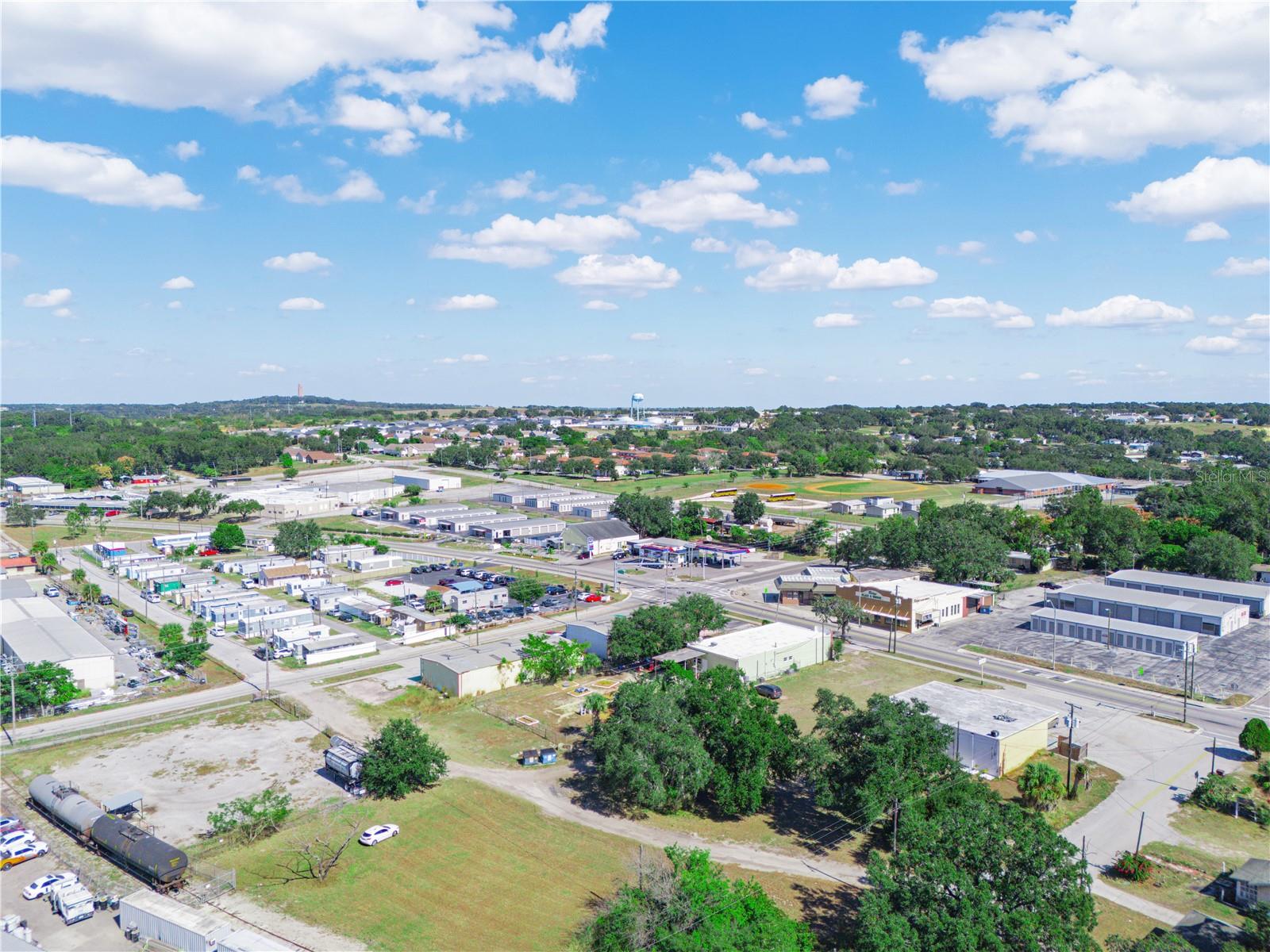 194 Dr J A Wiltshire Avenue, FL