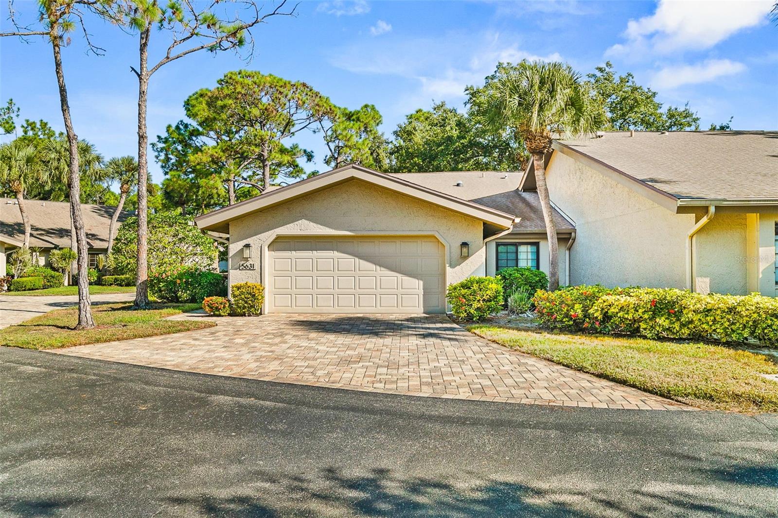 5631 Pipers Waite, FL