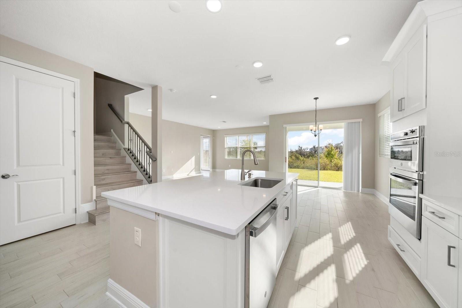 5707 Maydale Avenue, FL