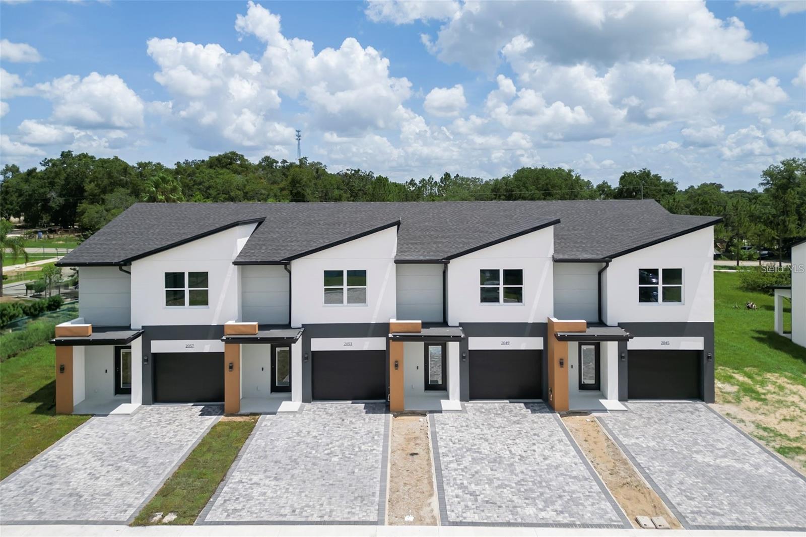 2057 Barroso, FL