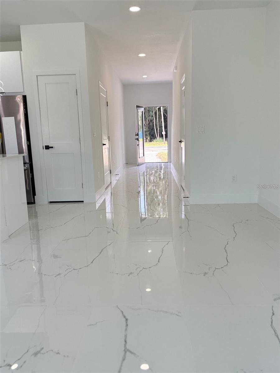 2057 Barroso, FL