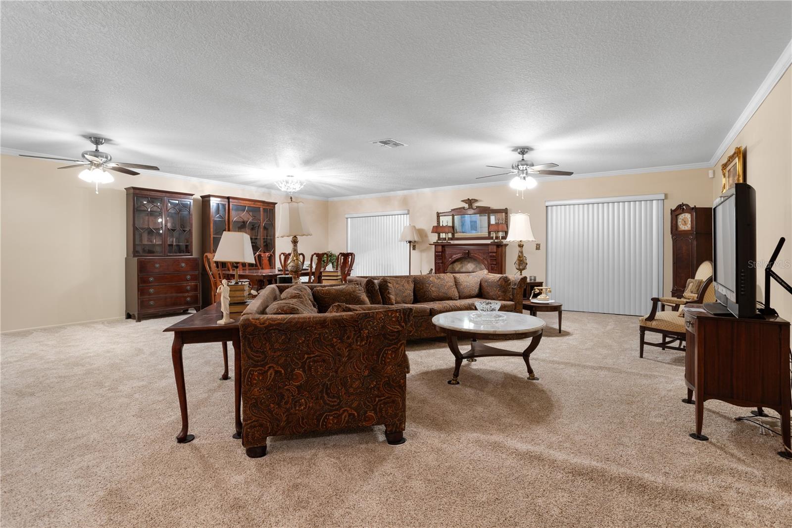 10105 Crown Court, FL