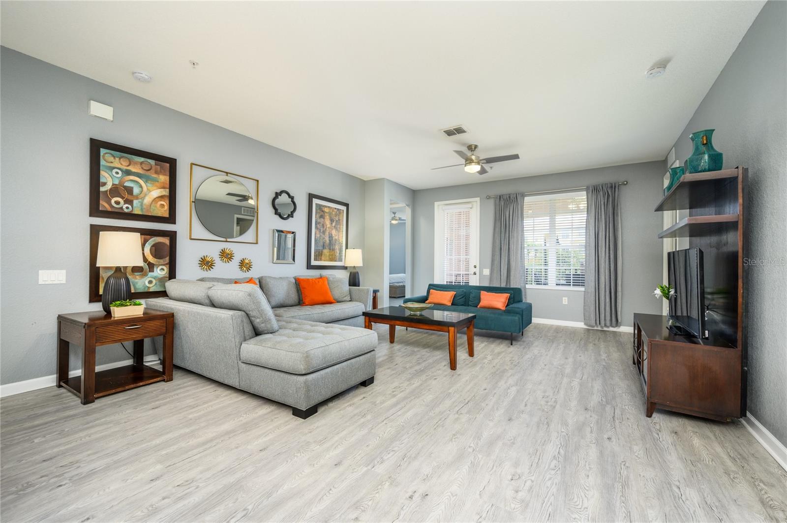 5012 Shoreway Loop, FL