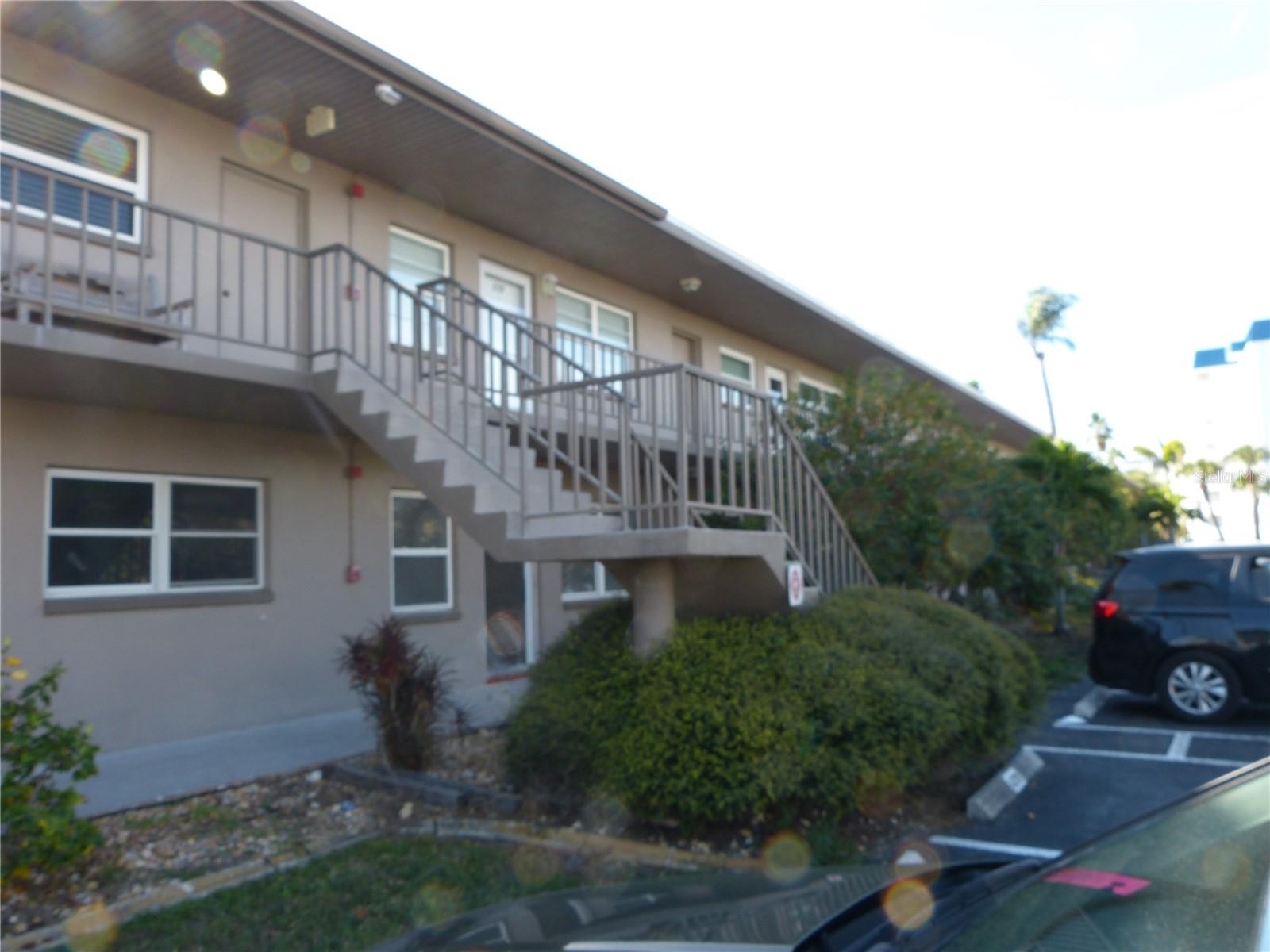 2 Causeway Boulevard, FL