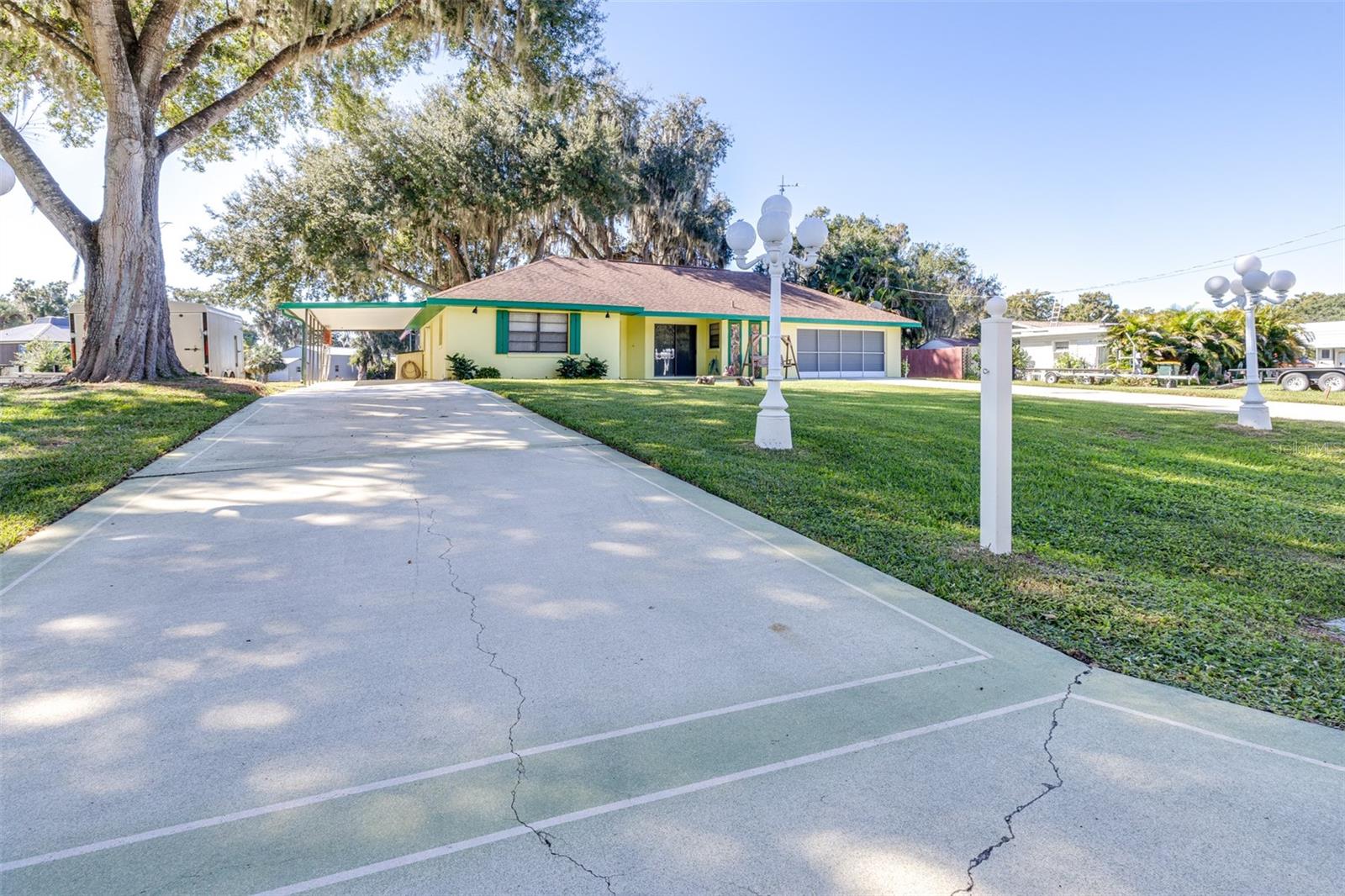 623 Racoon Lane, FL