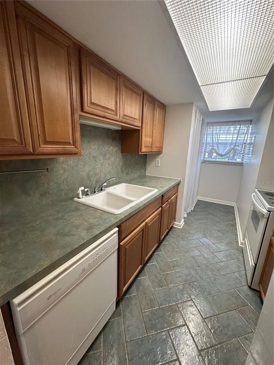 118 Halifax Avenue, FL
