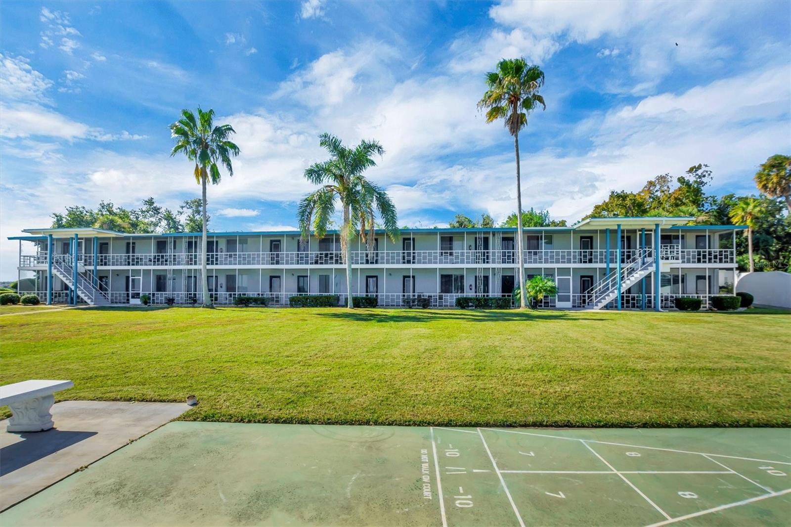 1600 Lake Parker Drive, FL