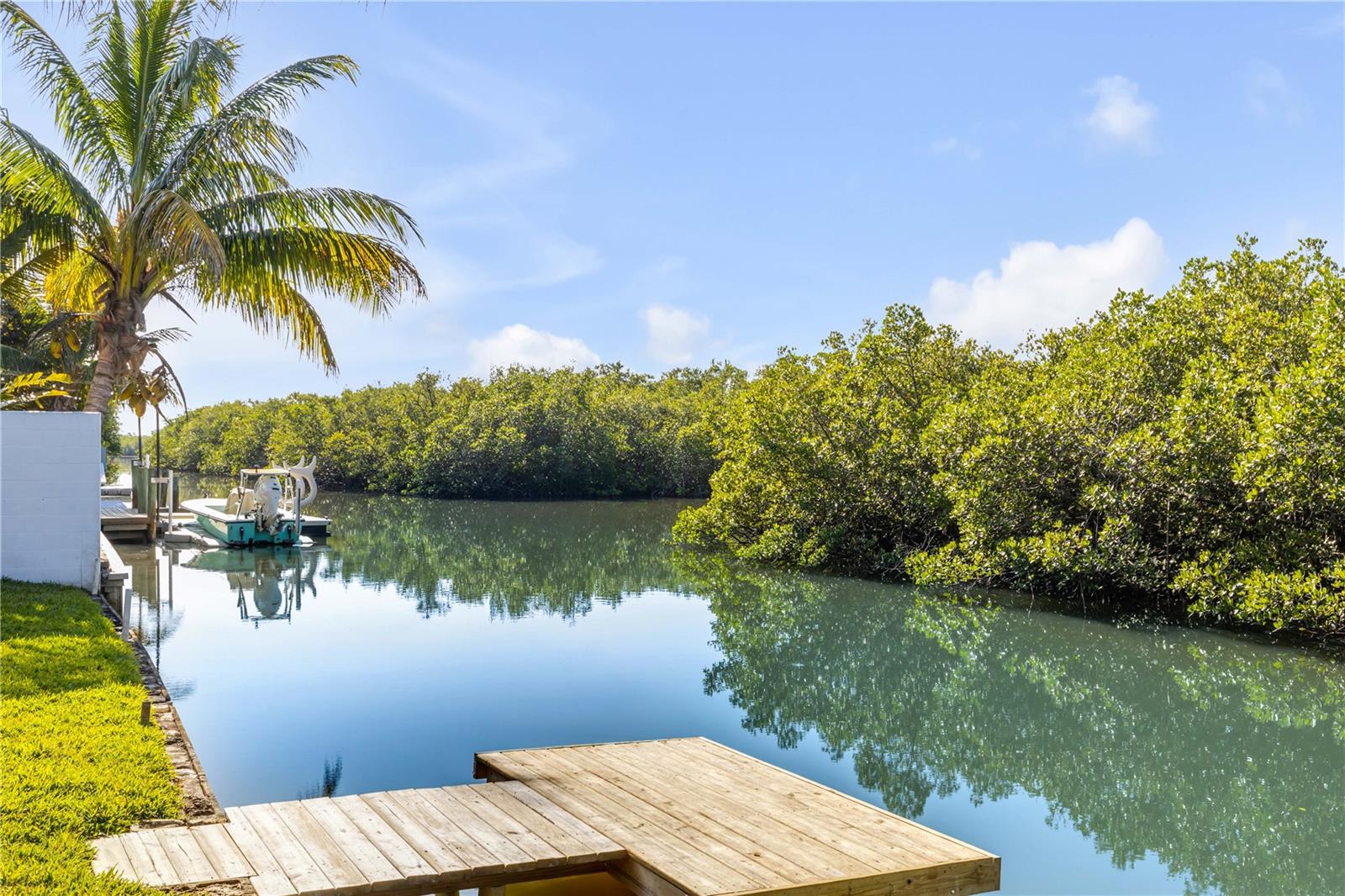 4602 Saxon Drive, FL