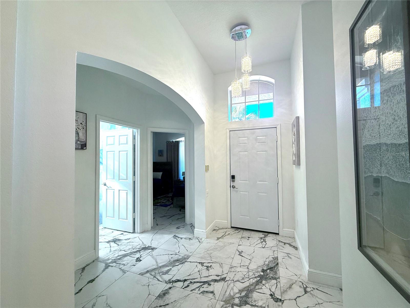 8042 King Palm Circle, FL