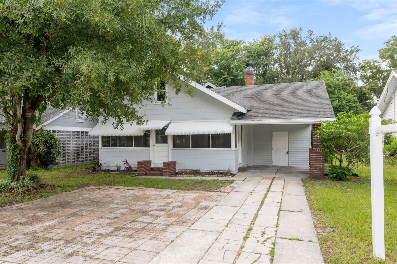 450 Avenue B, FL