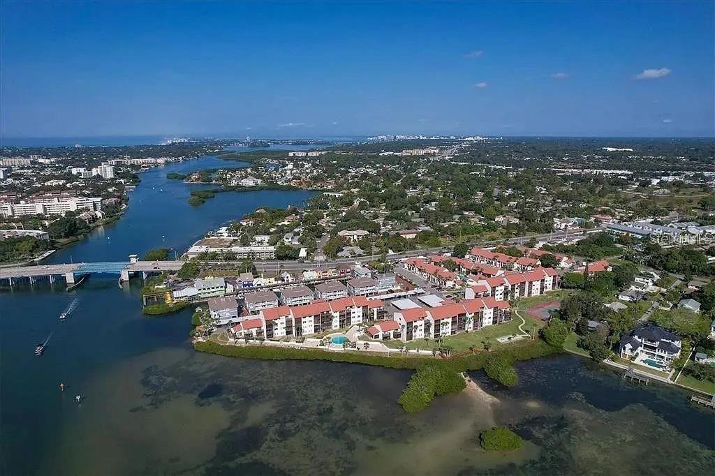 1650 Stickney Point Road, FL