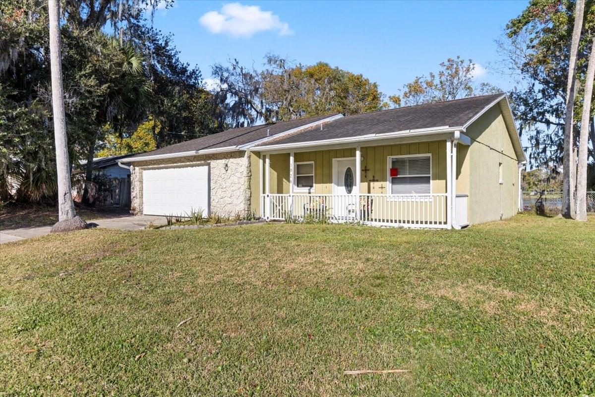 1020 Calle Grande Street, FL