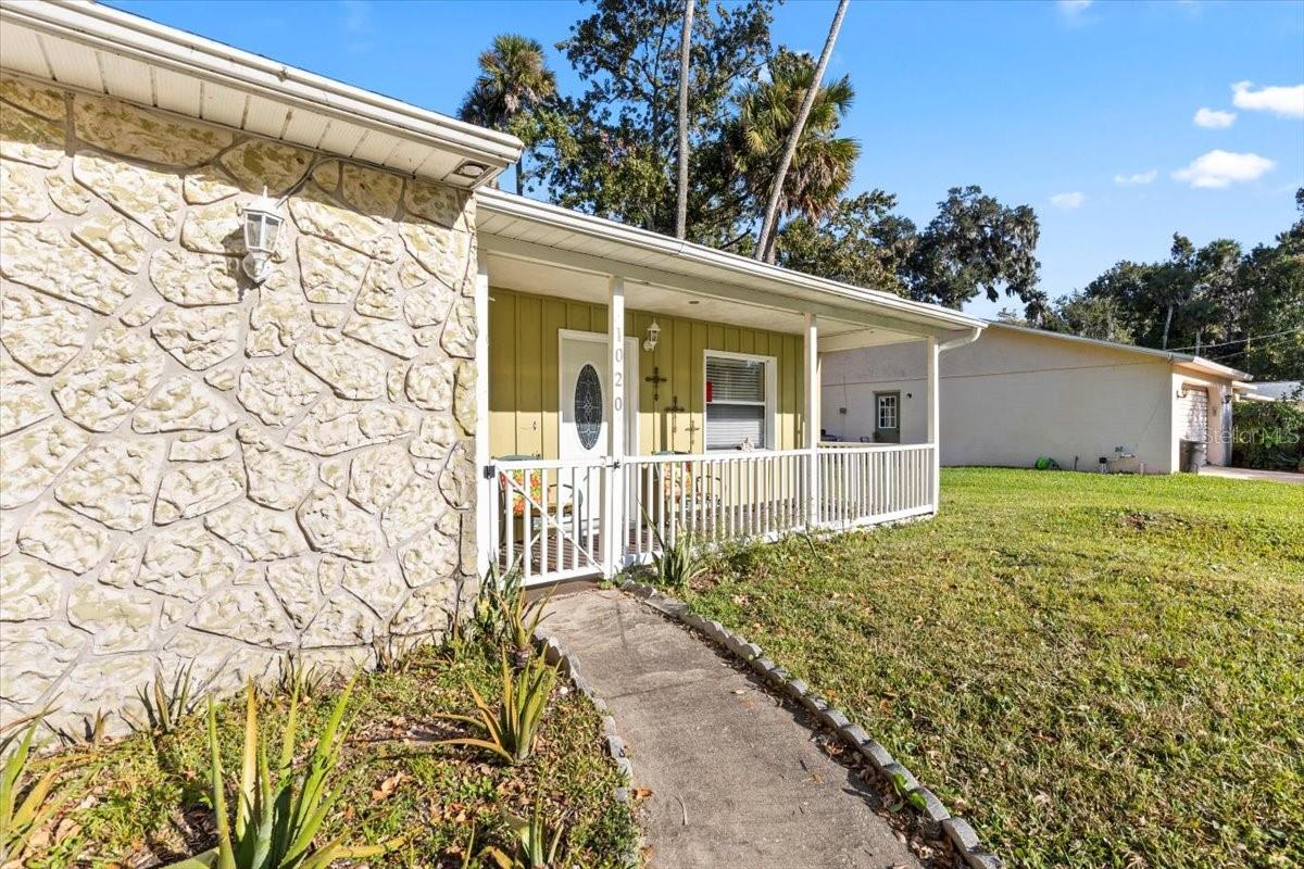 1020 Calle Grande Street, FL
