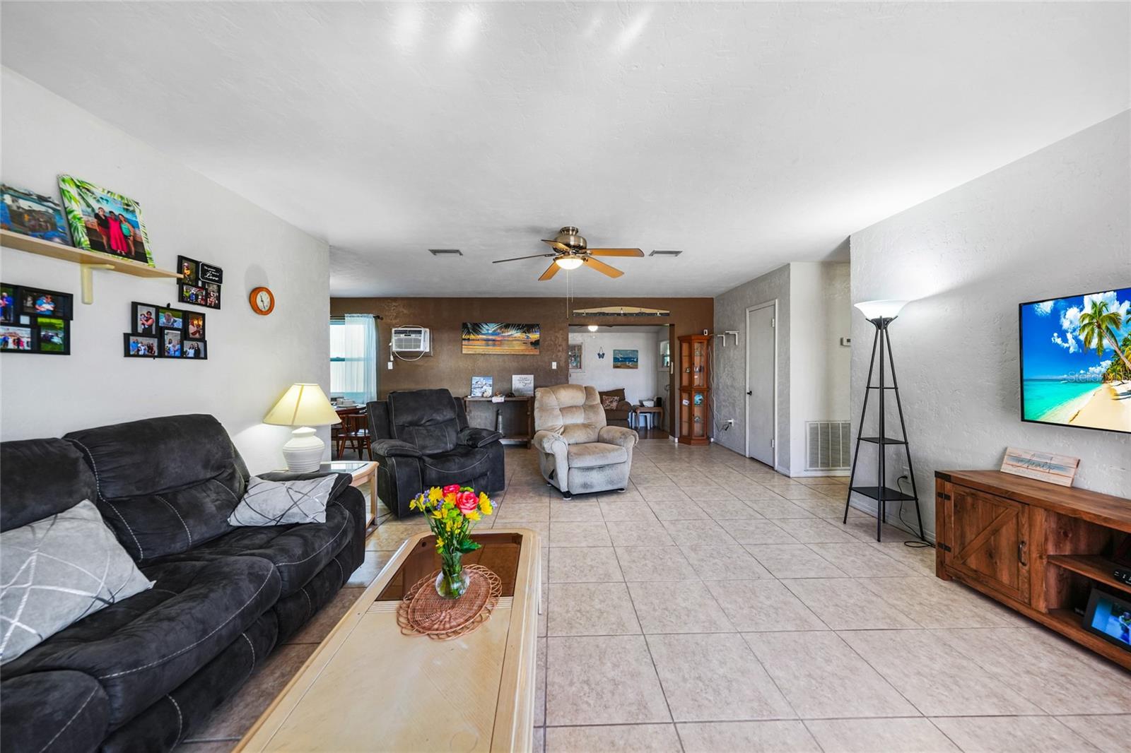 21470 Edgewater Drive, FL