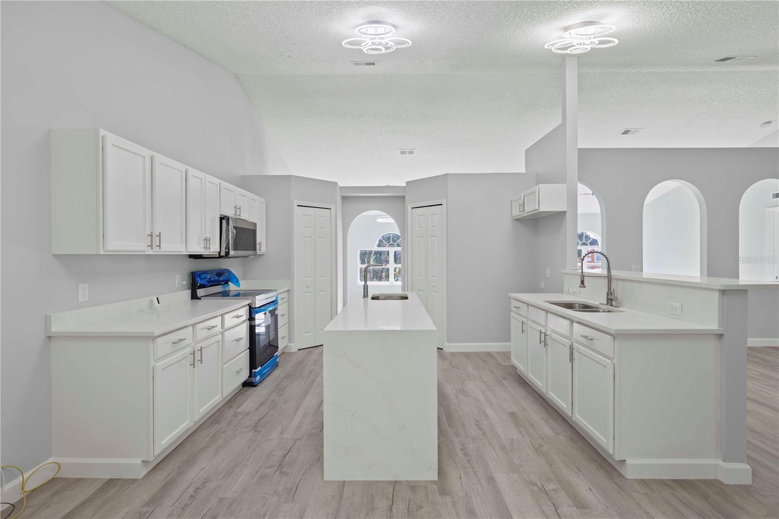 941 Jayhil Drive, FL