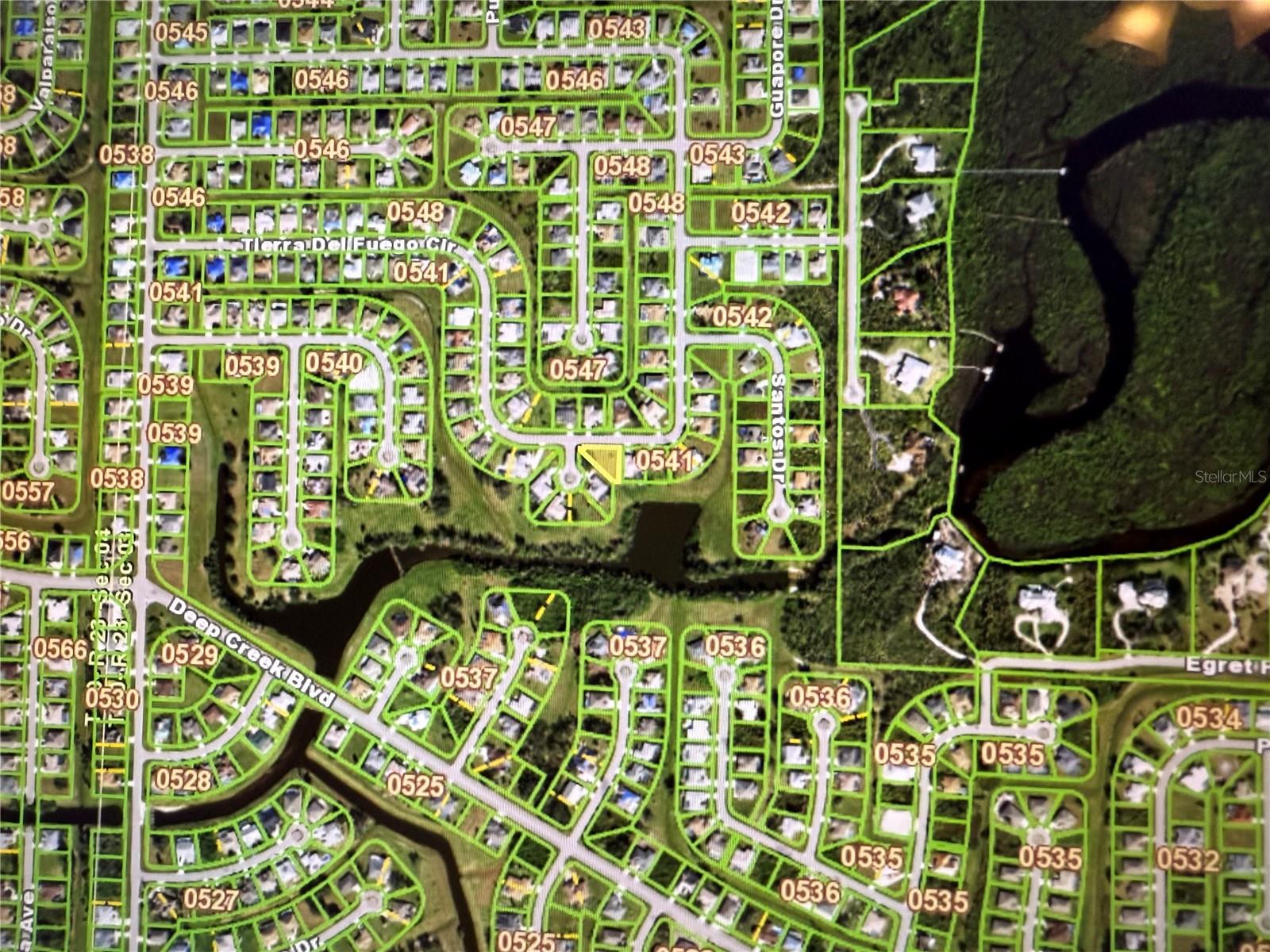 27374 Tierra Del Fuego Circle, FL