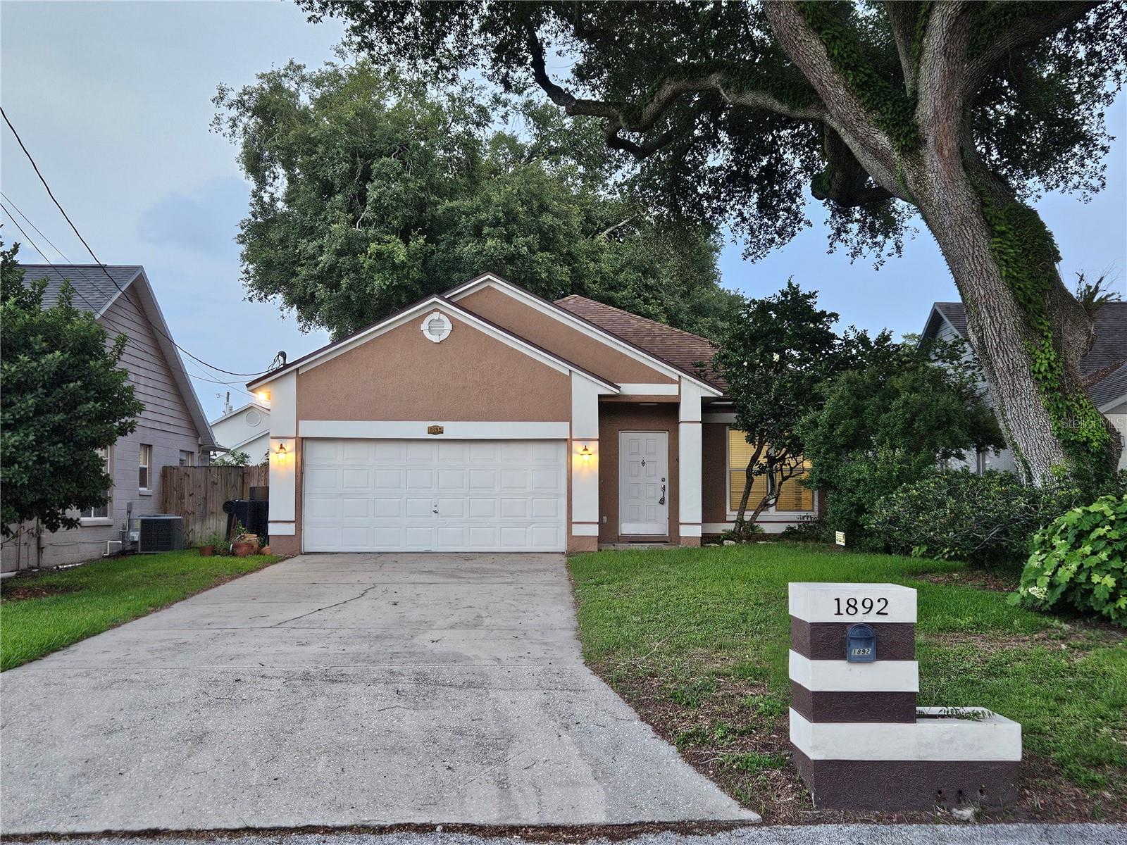 1892 White Avenue, FL