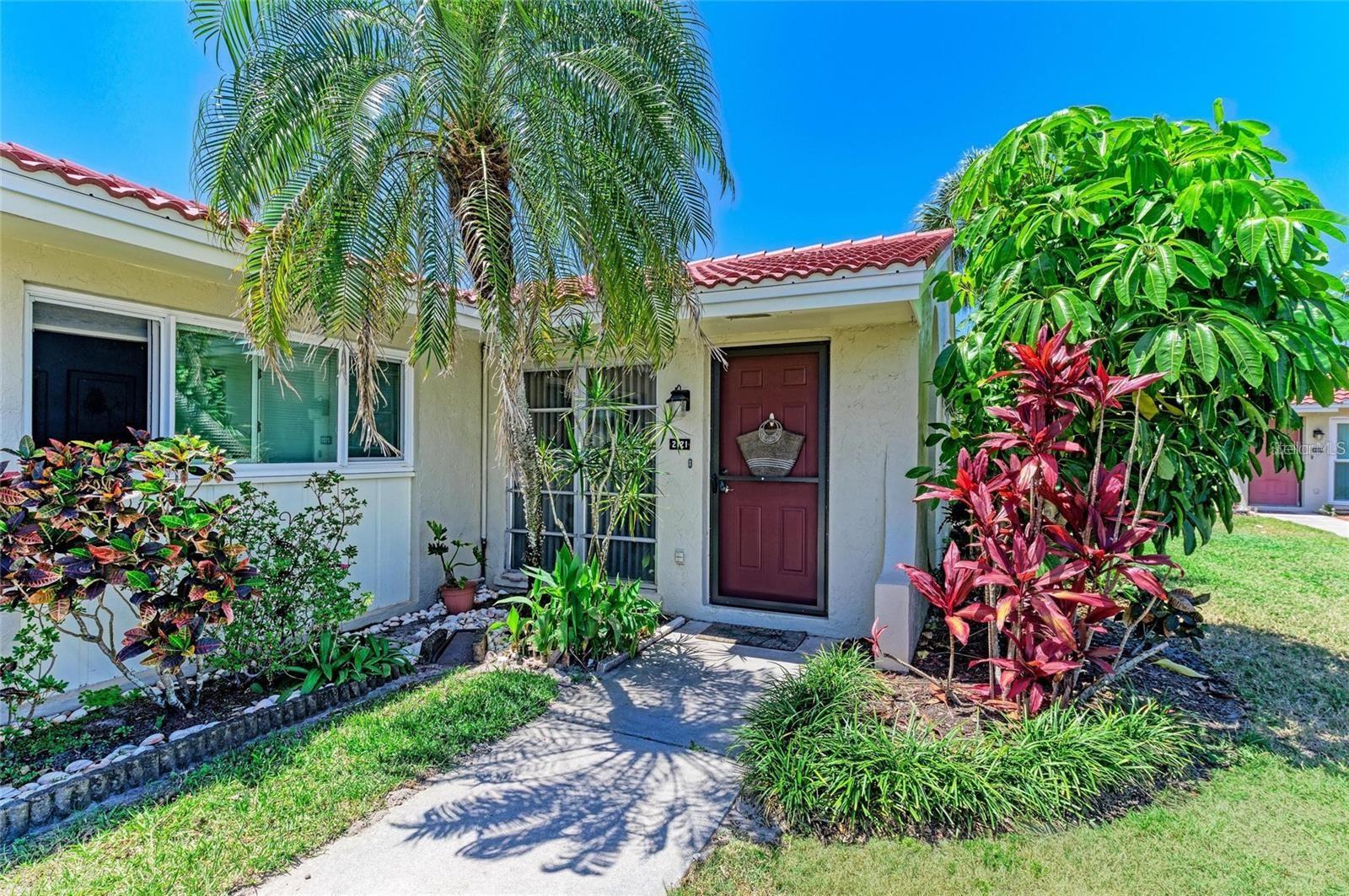 2121 Pueblo Circle, FL