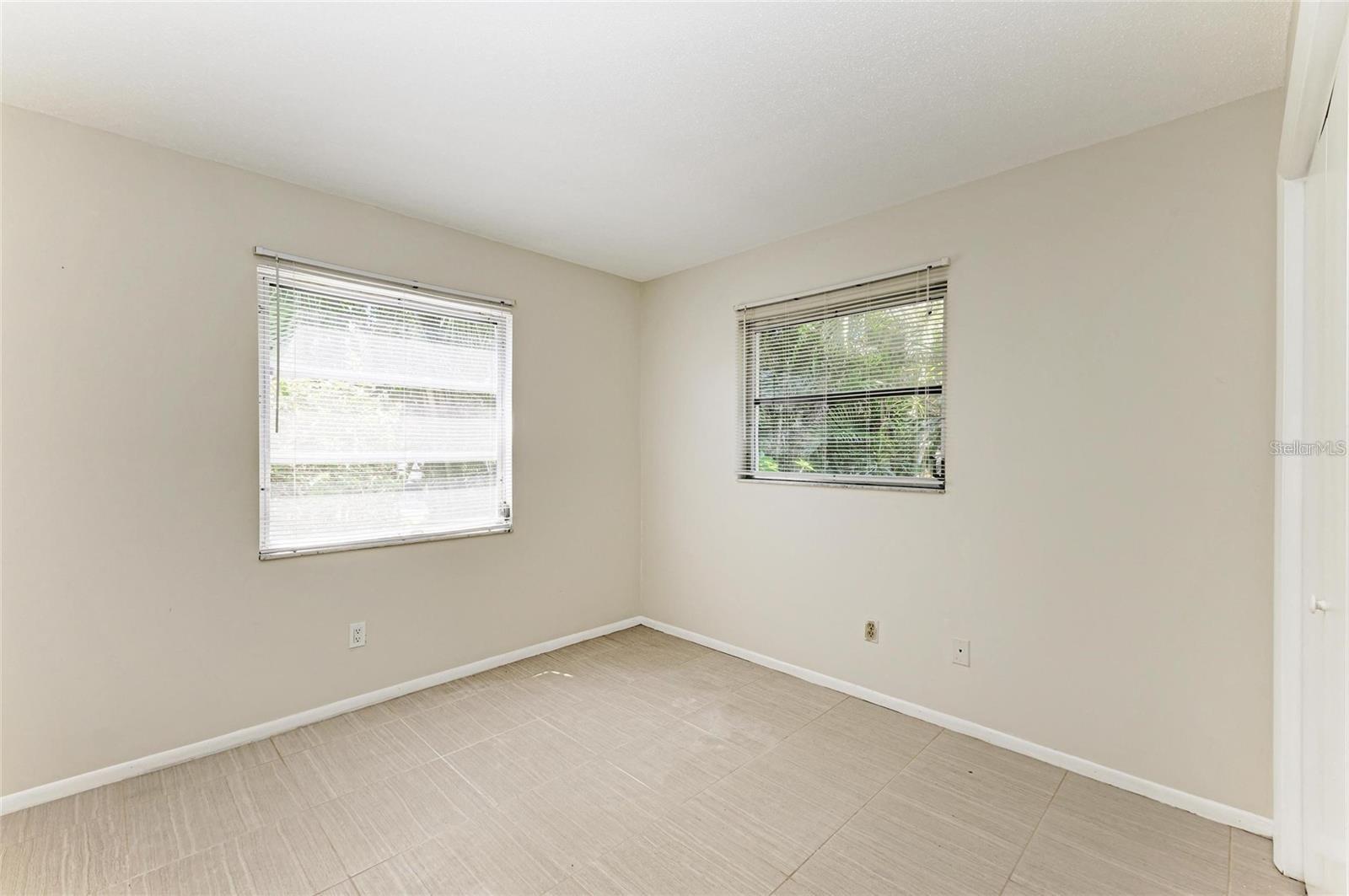 2121 Pueblo Circle, FL