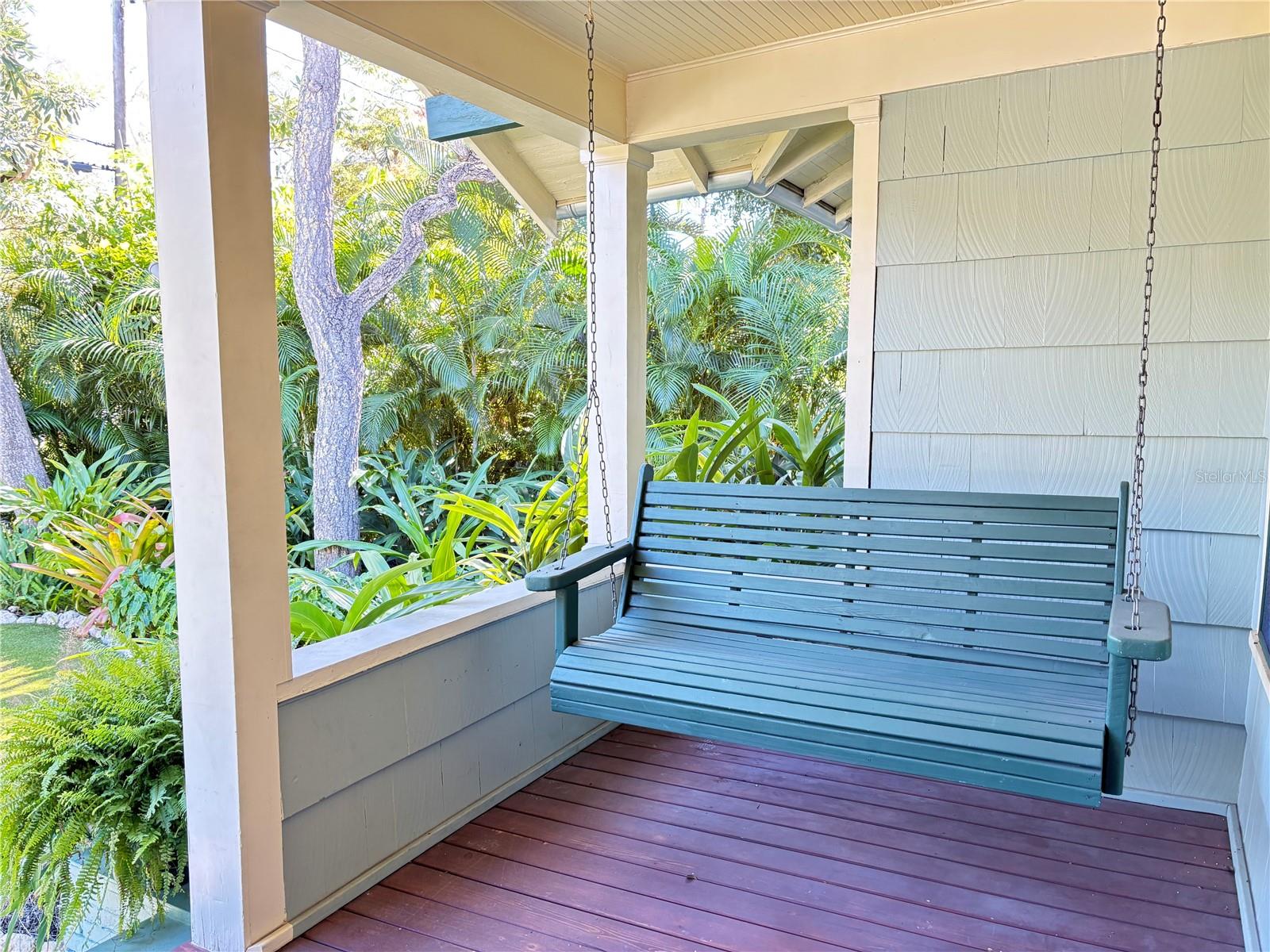324 Julia Place, FL