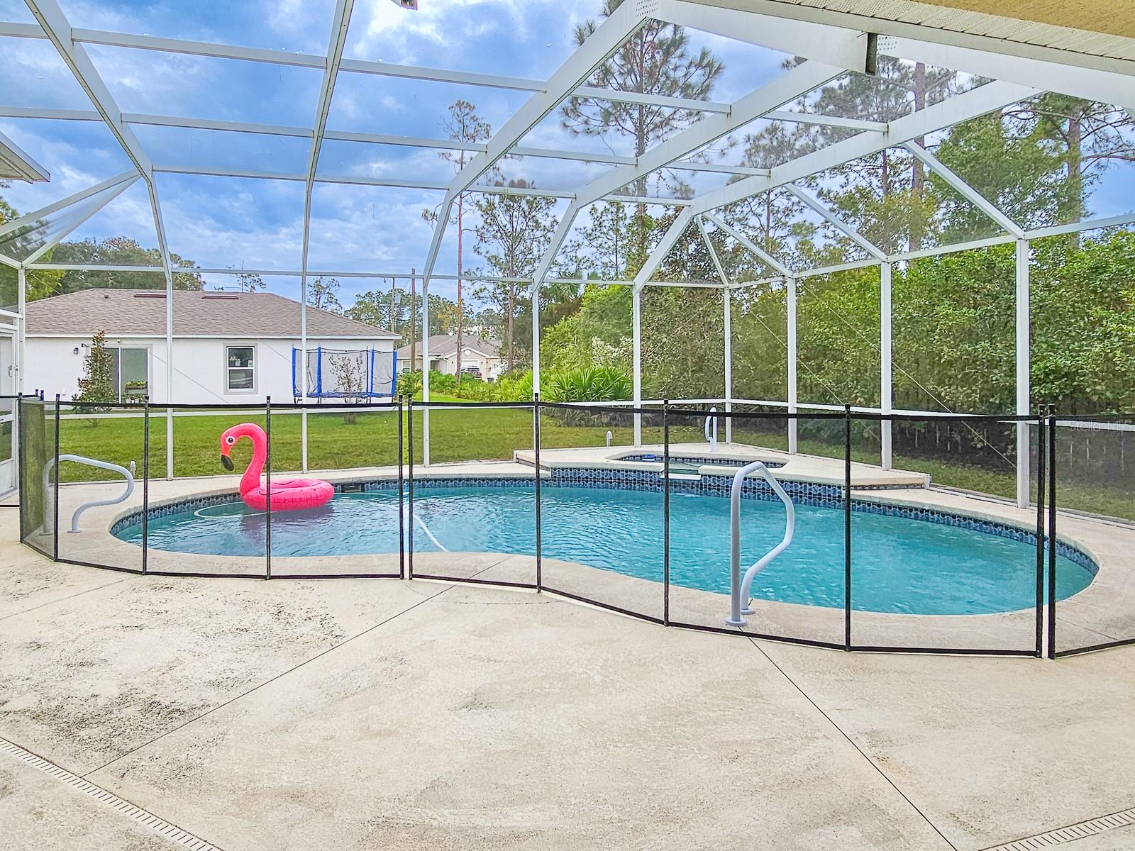18 Squirrel Place, FL