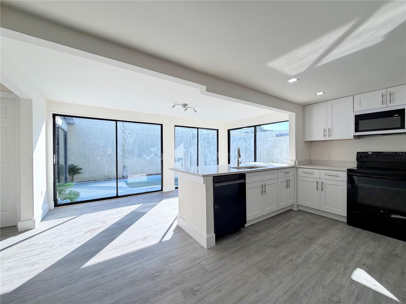 7314 Patio Row, FL