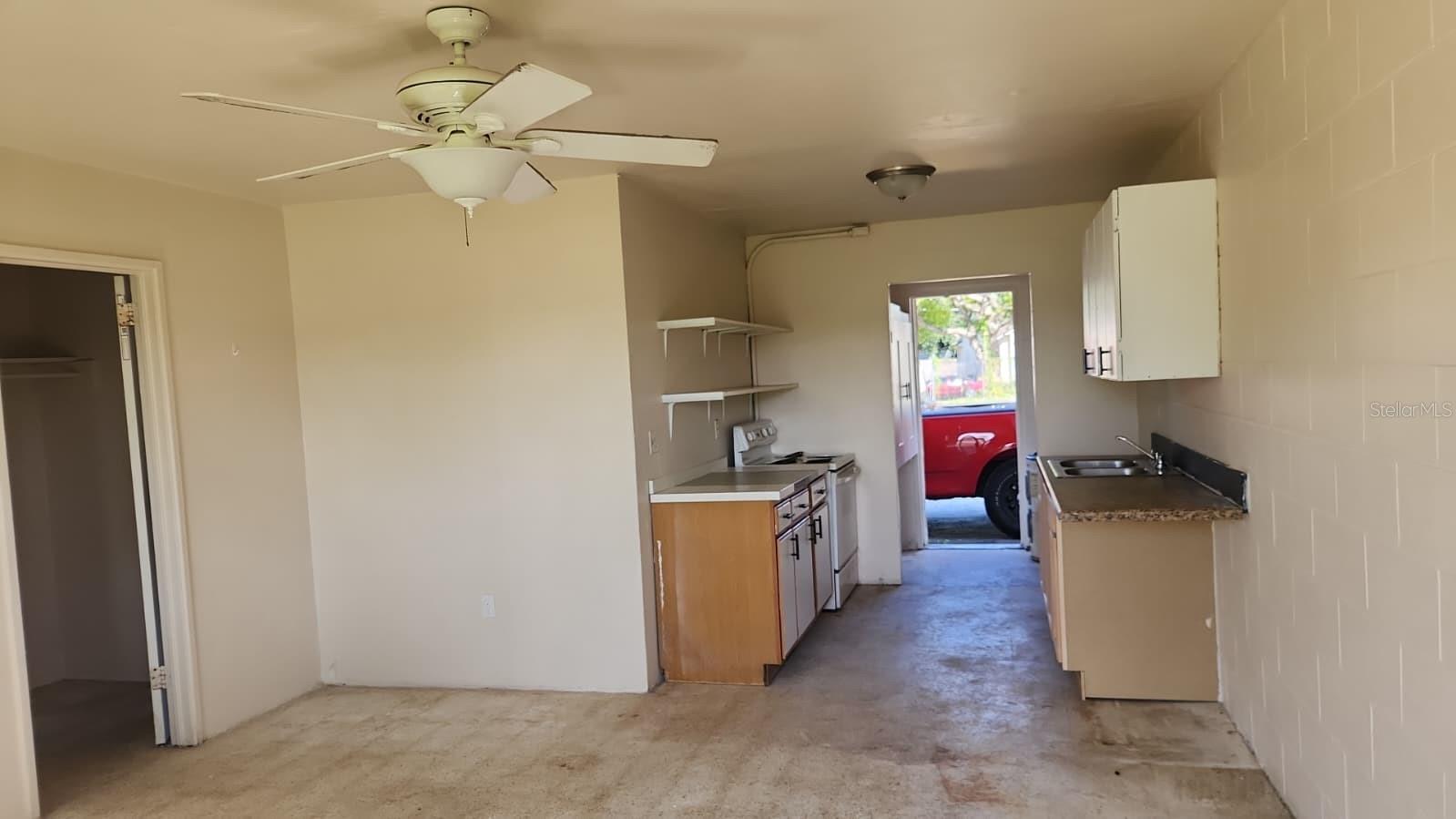 2222 South Street, FL