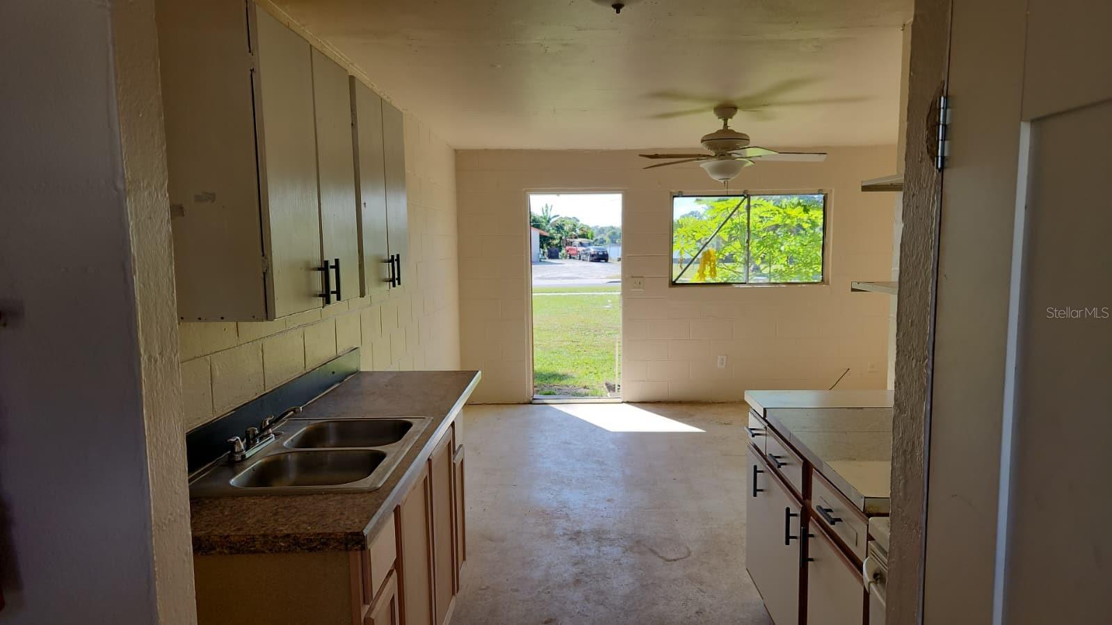 2222 South Street, FL