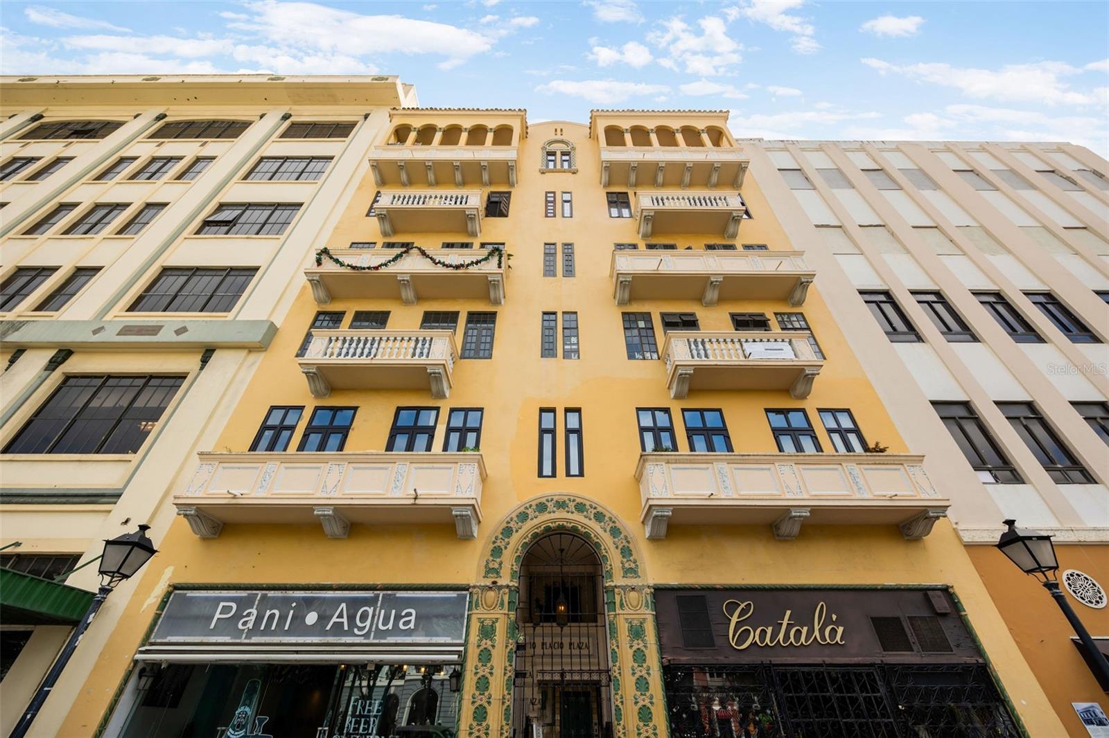 152 Rafael Cordero, PR