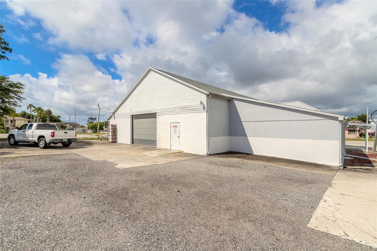 529 Ridgewood Avenue, FL
