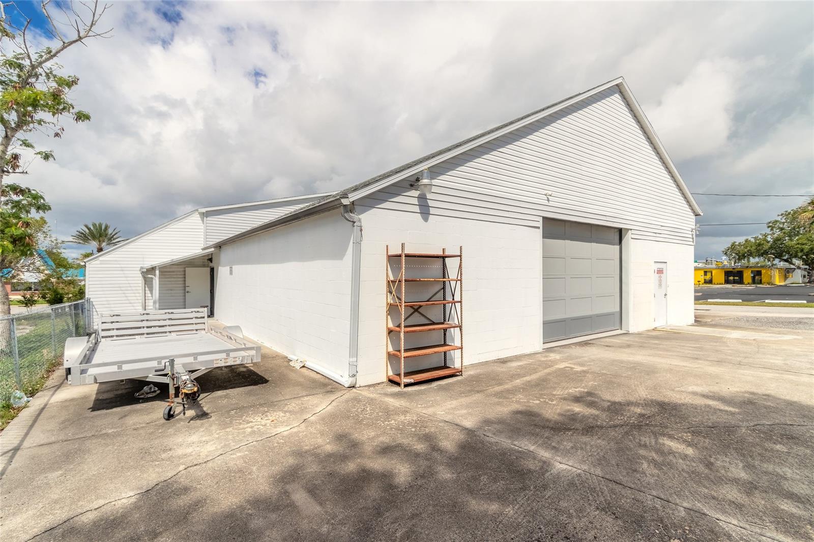 529 Ridgewood Avenue, FL
