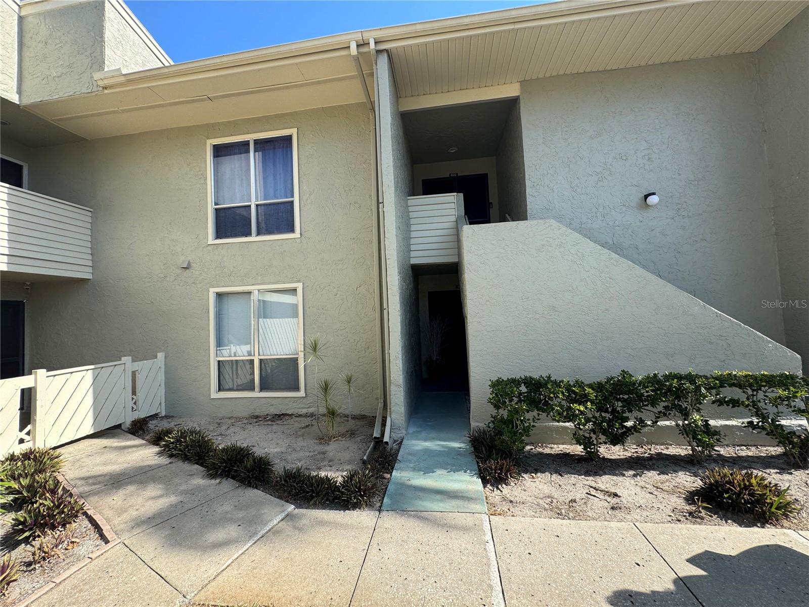621 Windrush Bay Drive, FL