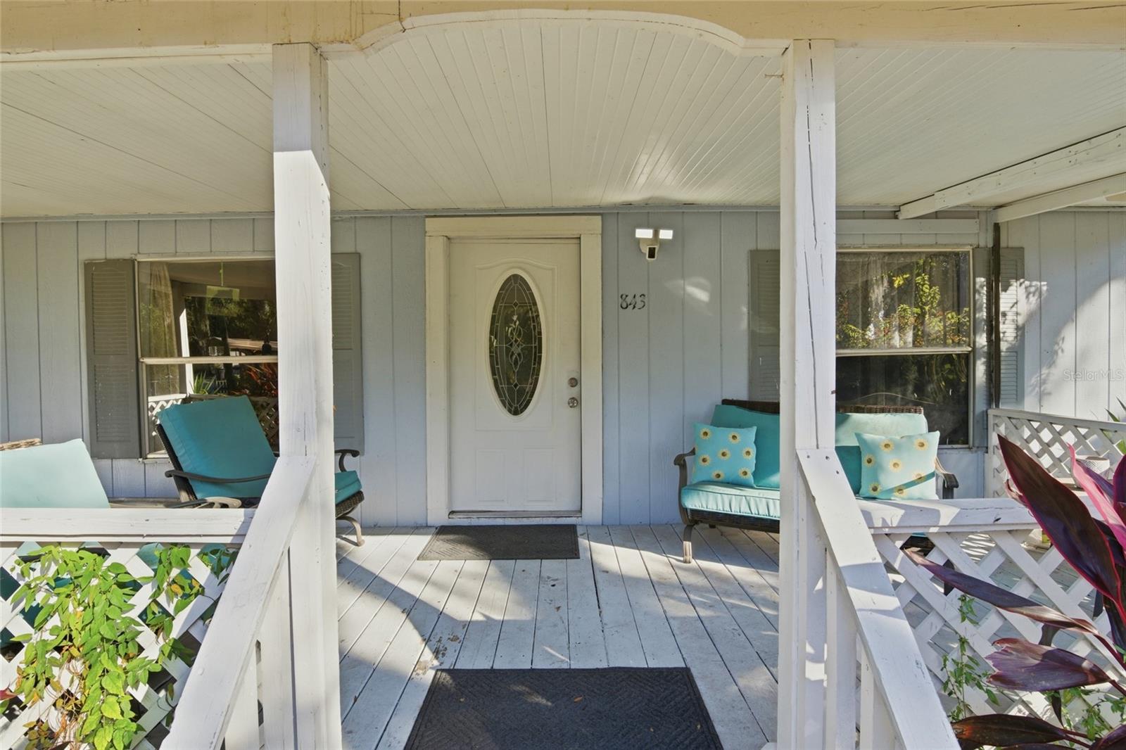 843 Cr 484, FL