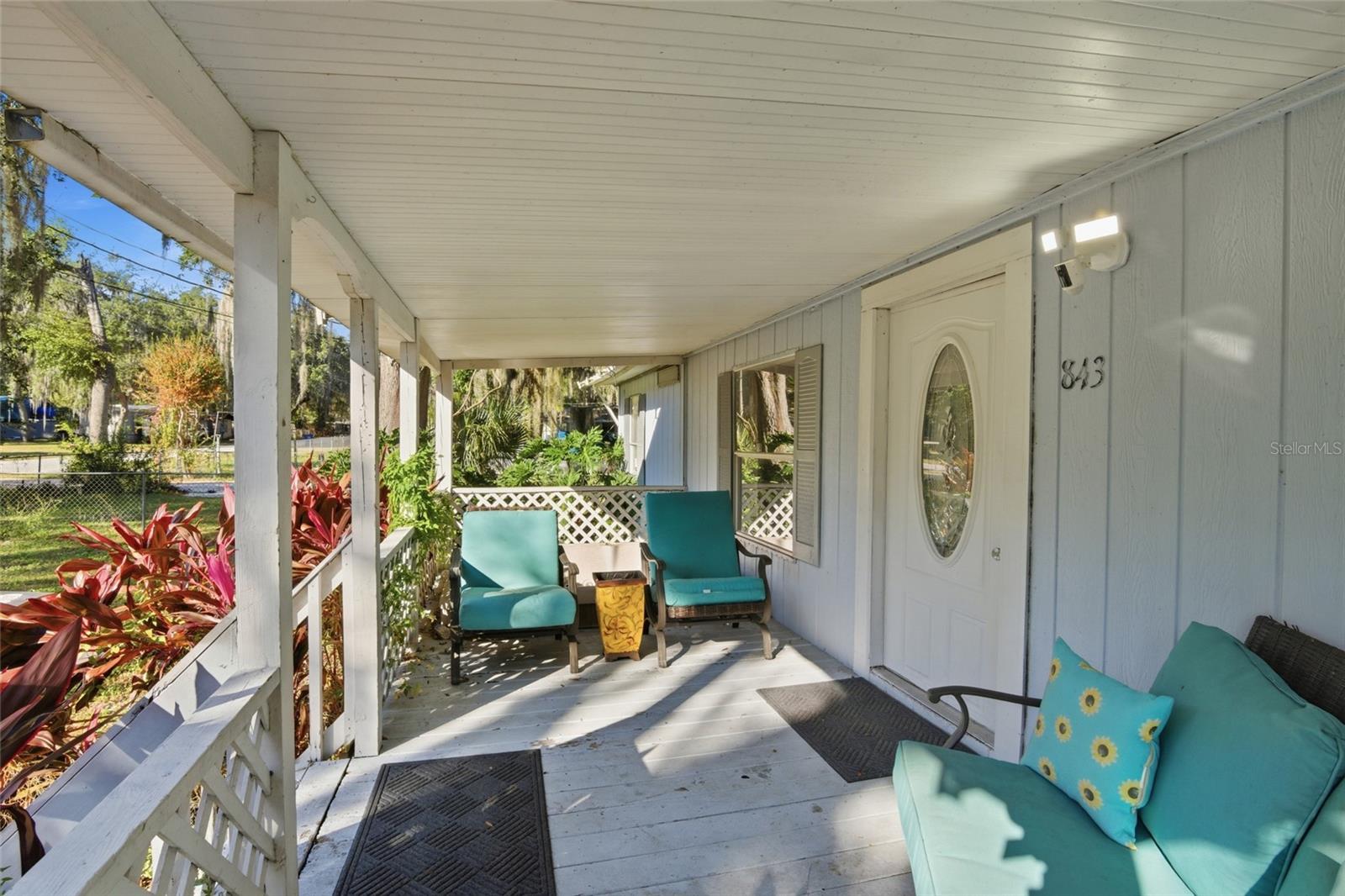 843 Cr 484, FL