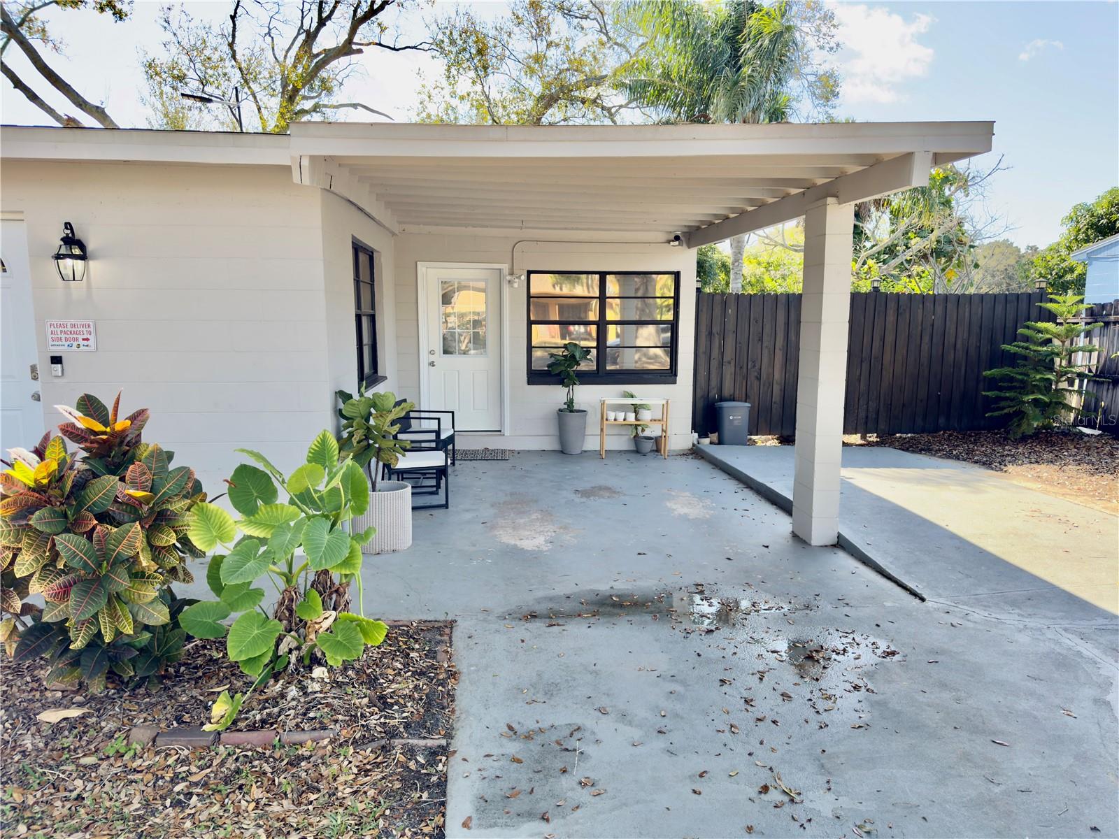 3810 Johnson Street, FL