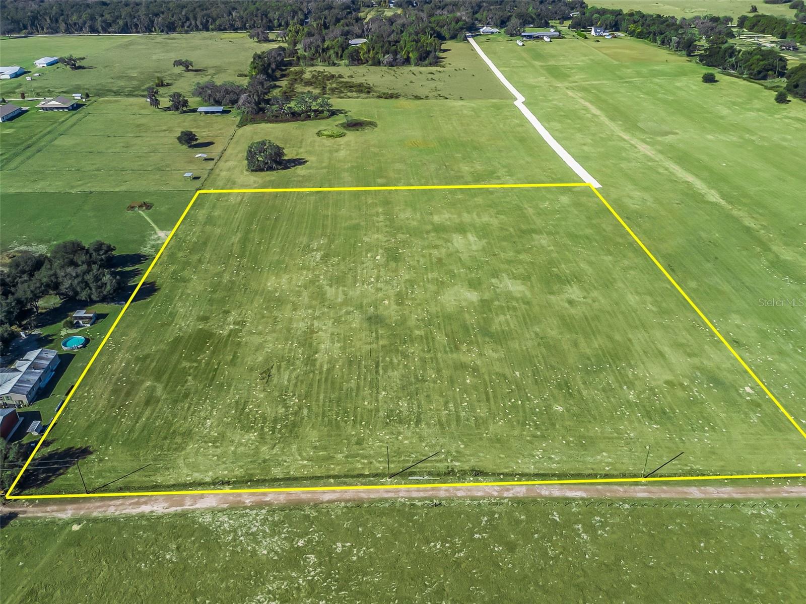 Cr 635, FL