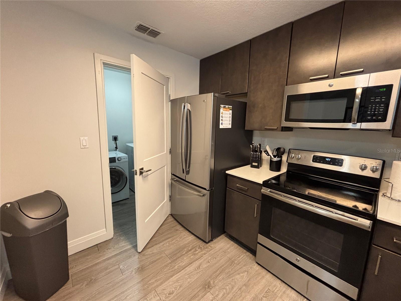 14501 Grove Resort Avenue, FL