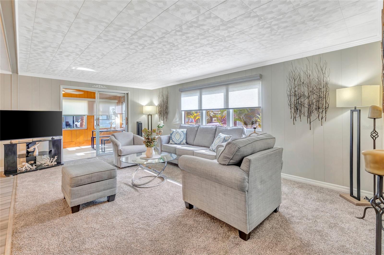 2100 Kings Highway, FL
